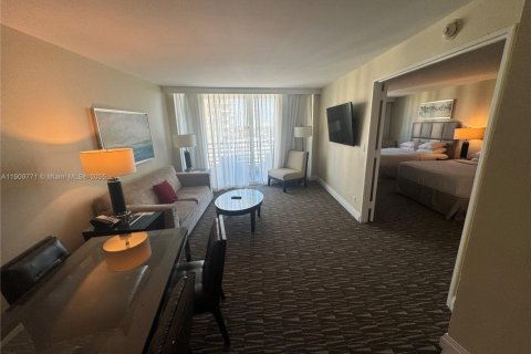 Condo in Fort Lauderdale, Florida, 1 bedroom № 1966947 - photo 14