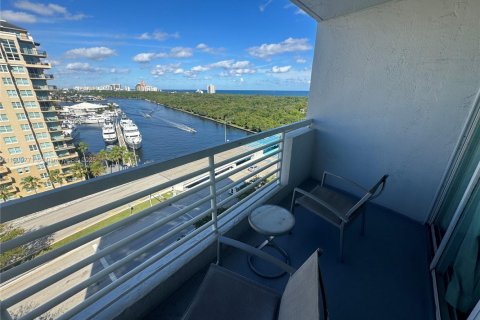 Condo in Fort Lauderdale, Florida, 1 bedroom № 1966947 - photo 1
