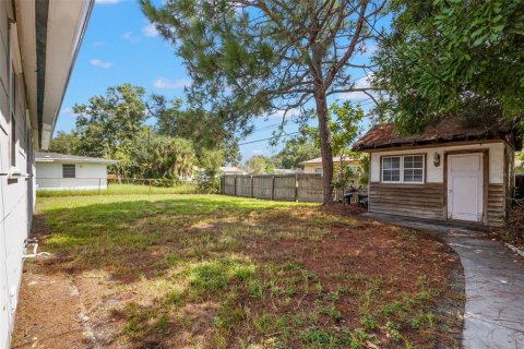 House in Largo, Florida 3 bedrooms, 109.9 sq.m. № 1903452 - photo 24