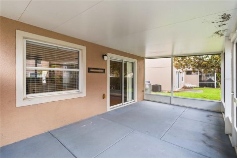 Touwnhouse à vendre à Oviedo, Floride: 3 chambres, 173.91 m2 № 2216901 - photo 26