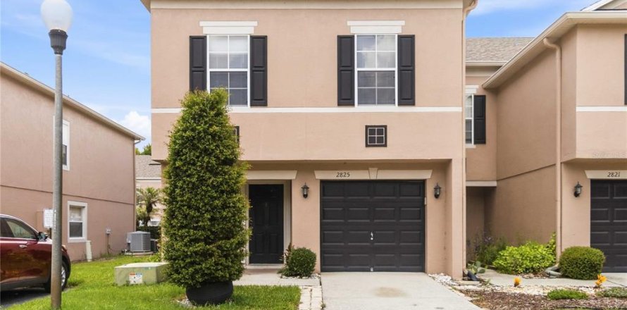 Touwnhouse à Oviedo, Floride 3 chambres, 173.91 m2 № 2216901