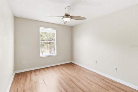 Touwnhouse à vendre à Oviedo, Floride: 3 chambres, 173.91 m2 № 2216901 - photo 24