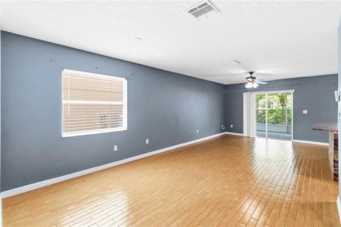 Touwnhouse à vendre à Oviedo, Floride: 3 chambres, 173.91 m2 № 2216901 - photo 7