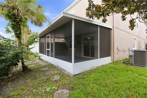 Touwnhouse à vendre à Oviedo, Floride: 3 chambres, 173.91 m2 № 2216901 - photo 28