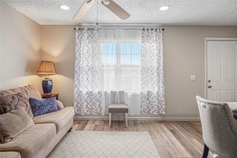 Condominio en venta en Daytona Beach, Florida, 1 dormitorio, 56.48 m2 № 2236241 - foto 4