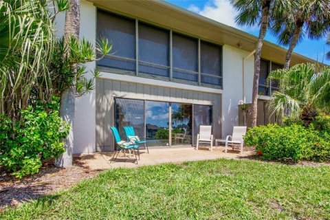 Condo in Holmes Beach, Florida, 2 bedrooms  № 1880706 - photo 18