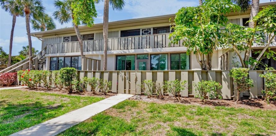Condo in Holmes Beach, Florida, 2 bedrooms  № 1880706