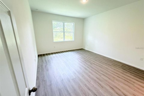 Villa ou maison à louer à North Port, Floride: 4 chambres, 185.8 m2 № 2425735 - photo 8