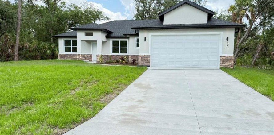Villa ou maison à North Port, Floride 4 chambres, 185.8 m2 № 2425735