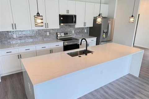 Villa ou maison à louer à North Port, Floride: 4 chambres, 185.8 m2 № 2425735 - photo 6