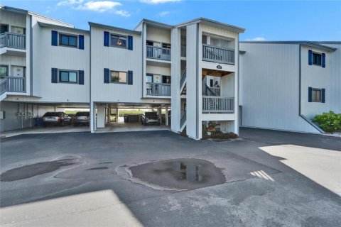 Condo in Ruskin, Florida, 2 bedrooms  № 1620502 - photo 2