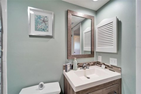 Condo in Ruskin, Florida, 2 bedrooms  № 1620502 - photo 30