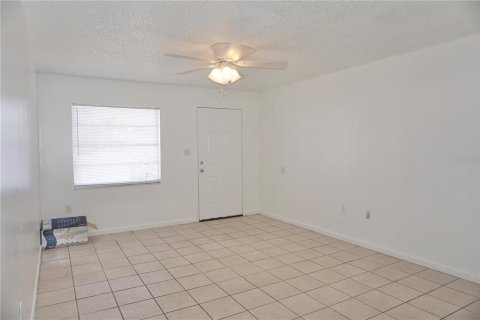 Appartement à louer à Lake Wales, Floride: 2 chambres, 87.7 m2 № 2377982 - photo 3