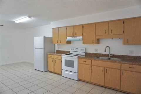 Appartement à louer à Lake Wales, Floride: 2 chambres, 87.7 m2 № 2377982 - photo 8
