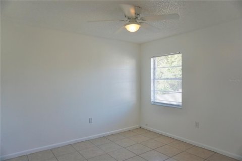 Appartement à louer à Lake Wales, Floride: 2 chambres, 87.7 m2 № 2377982 - photo 13