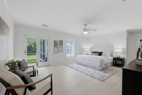 House in Clearwater, Florida 4 bedrooms, 236.06 sq.m. № 2299608 - photo 24