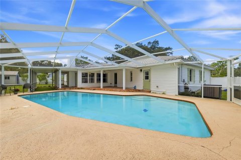 House in Clearwater, Florida 4 bedrooms, 236.06 sq.m. № 2299608 - photo 4