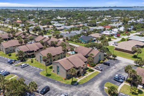 Copropriété à louer à Indialantic, Floride: 2 chambres № 1922686 - photo 30