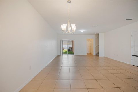 Adosado en venta en Kissimmee, Florida, 3 dormitorios, 150.87 m2 № 2102686 - foto 12