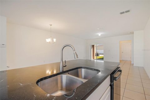 Adosado en venta en Kissimmee, Florida, 3 dormitorios, 150.87 m2 № 2102686 - foto 11