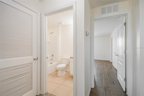 Adosado en venta en Kissimmee, Florida, 3 dormitorios, 150.87 m2 № 2102686 - foto 30