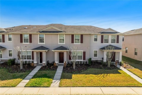 Adosado en venta en Kissimmee, Florida, 3 dormitorios, 150.87 m2 № 2102686 - foto 1
