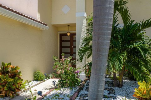 Villa ou maison à louer à Boynton Beach, Floride: 4 chambres, 245.63 m2 № 2423230 - photo 17