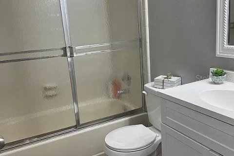 Condo in Orlando, Florida, 2 bedrooms  № 1909816 - photo 30