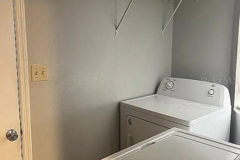 Condo in Orlando, Florida, 2 bedrooms  № 1909816 - photo 22