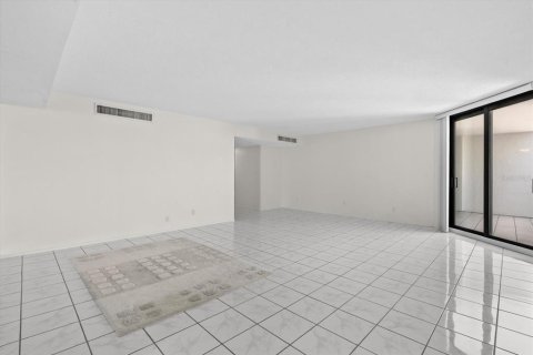Condominio en venta en Sarasota, Florida, 1 dormitorio, 76.18 m2 № 2150148 - foto 10