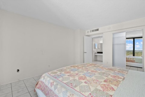 Condominio en venta en Sarasota, Florida, 1 dormitorio, 76.18 m2 № 2150148 - foto 4