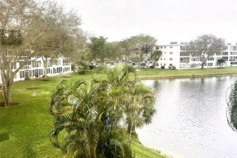 Copropriété à vendre à Deerfield Beach, Floride: 1 chambre, 65.03 m2 № 950062 - photo 1
