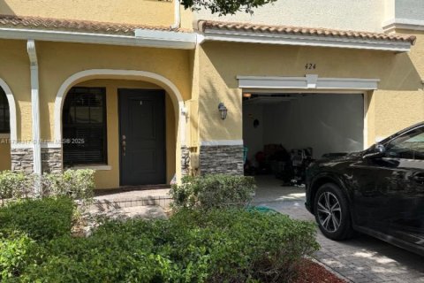 Touwnhouse à vendre à Miami, Floride: 3 chambres, 165.09 m2 № 1874456 - photo 3