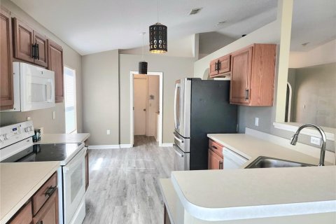 Casa en alquiler en Kissimmee, Florida, 4 dormitorios, 174.1 m2 № 2094304 - foto 5