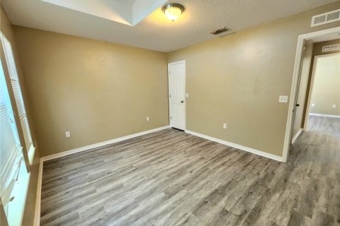 Casa en alquiler en Kissimmee, Florida, 4 dormitorios, 174.1 m2 № 2094304 - foto 9