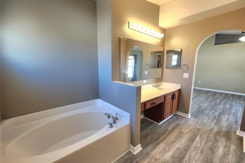 Casa en alquiler en Kissimmee, Florida, 4 dormitorios, 174.1 m2 № 2094304 - foto 15