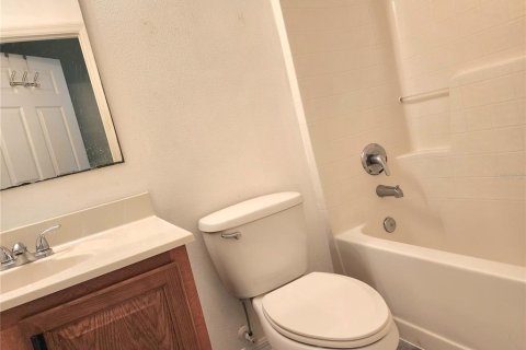 Casa en alquiler en Kissimmee, Florida, 4 dormitorios, 174.1 m2 № 2094304 - foto 10