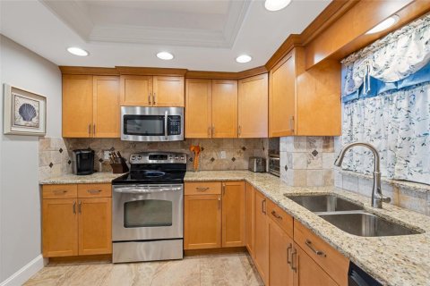 Condominio en alquiler en Saint Pete Beach, Florida, 2 dormitorios, 126.35 m2 № 2206439 - foto 17