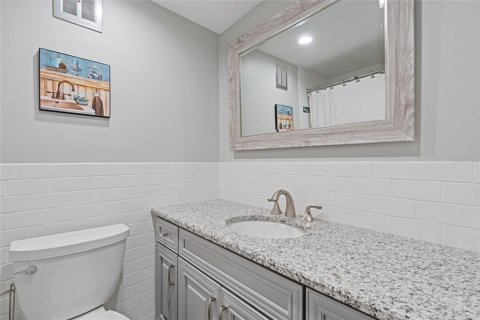Condominio en alquiler en Saint Pete Beach, Florida, 2 dormitorios, 126.35 m2 № 2206439 - foto 30