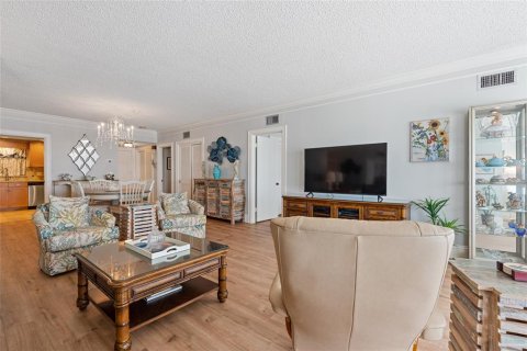 Condominio en alquiler en Saint Pete Beach, Florida, 2 dormitorios, 126.35 m2 № 2206439 - foto 20
