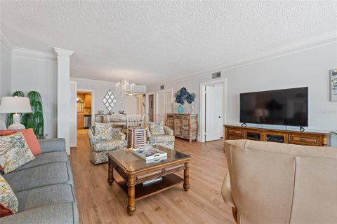Condominio en alquiler en Saint Pete Beach, Florida, 2 dormitorios, 126.35 m2 № 2206439 - foto 9