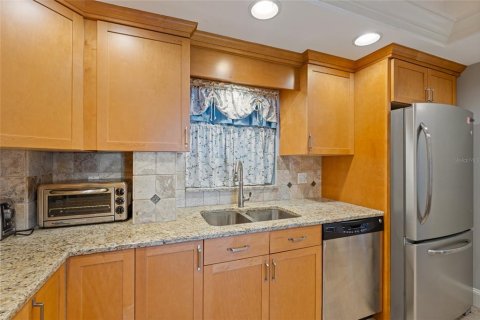 Condominio en alquiler en Saint Pete Beach, Florida, 2 dormitorios, 126.35 m2 № 2206439 - foto 19
