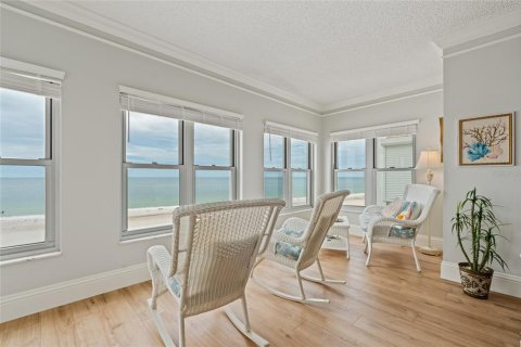 Condominio en alquiler en Saint Pete Beach, Florida, 2 dormitorios, 126.35 m2 № 2206439 - foto 3