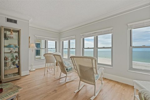 Condominio en alquiler en Saint Pete Beach, Florida, 2 dormitorios, 126.35 m2 № 2206439 - foto 13