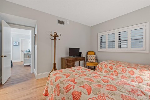 Condominio en alquiler en Saint Pete Beach, Florida, 2 dormitorios, 126.35 m2 № 2206439 - foto 29