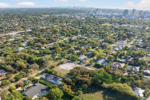 Land in Miami, Florida № 2046859 - photo 18