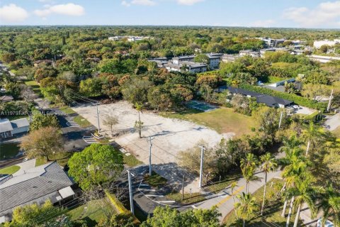 Land in Miami, Florida № 2046859 - photo 11