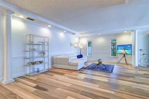 Villa ou maison à louer à Saint Petersburg, Floride: 3 chambres, 286.32 m2 № 1829808 - photo 11