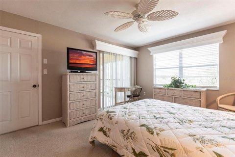 Copropriété à vendre à Punta Gorda, Floride: 2 chambres, 103.12 m2 № 2103526 - photo 10