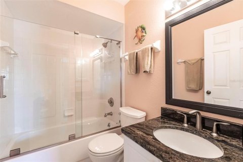 Copropriété à vendre à Punta Gorda, Floride: 2 chambres, 103.12 m2 № 2103526 - photo 14
